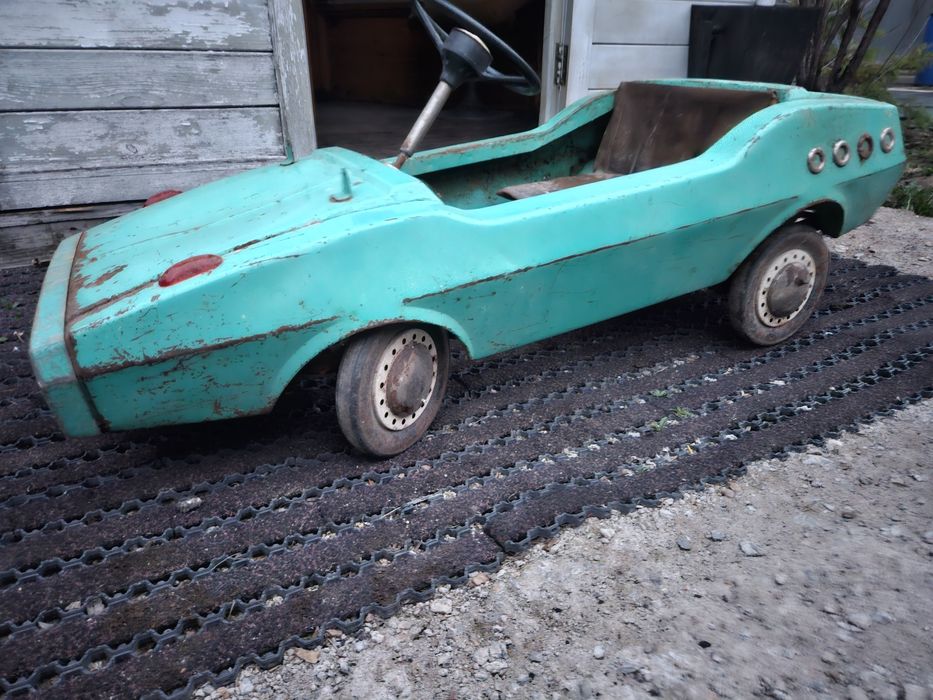 Продам машинка СССР