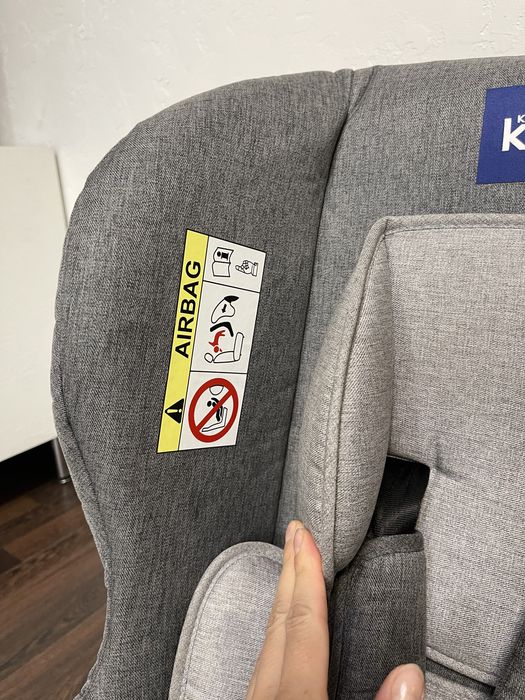 Детское автомобильное кресло