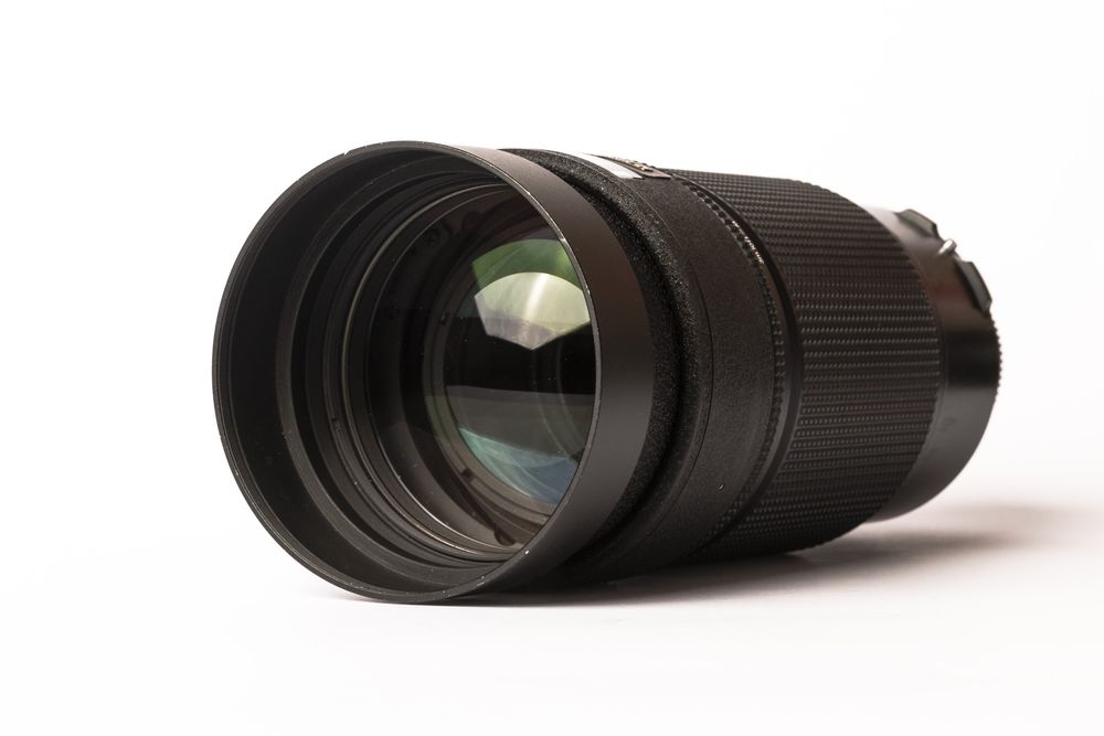 Обектив Nikkor 80-200mm f2.8 за Никон