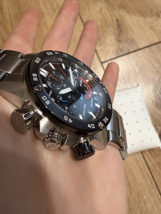 Ceas Casio Edifice EFR-558DB-1AVUDF