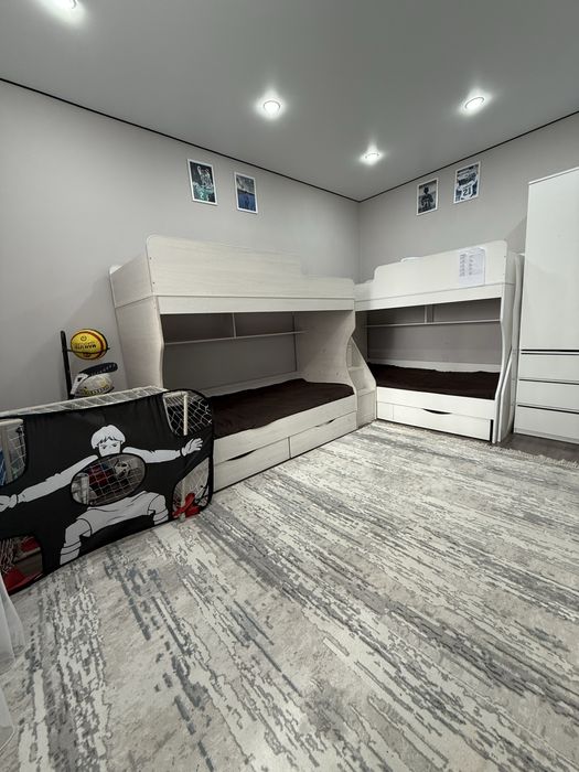 Продам квартиру 4х комнатную