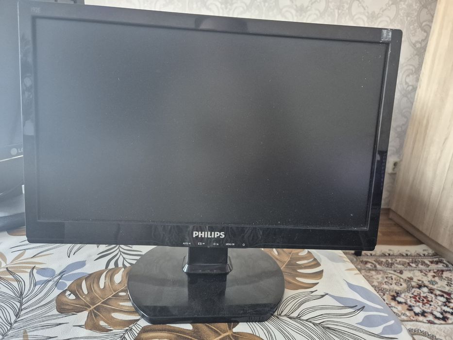 Продам монитор !!!