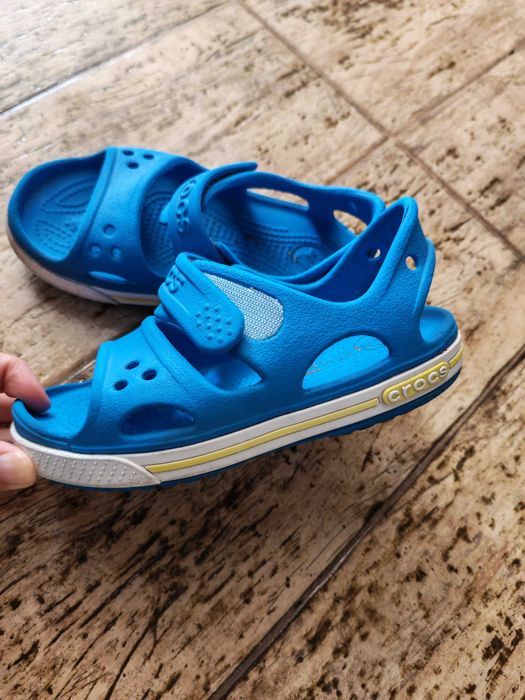 Adidas маратонки 26 1/2, сандали crocs