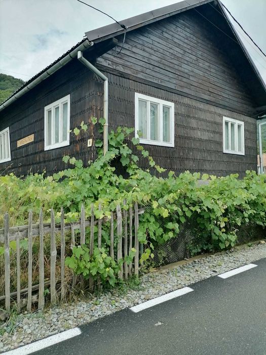 Vând casă lemn,satul Mușca,com. Lupșa,jud.Alba