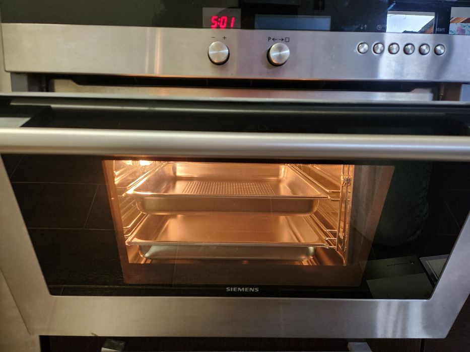 Cuptor cu aburi Siemens