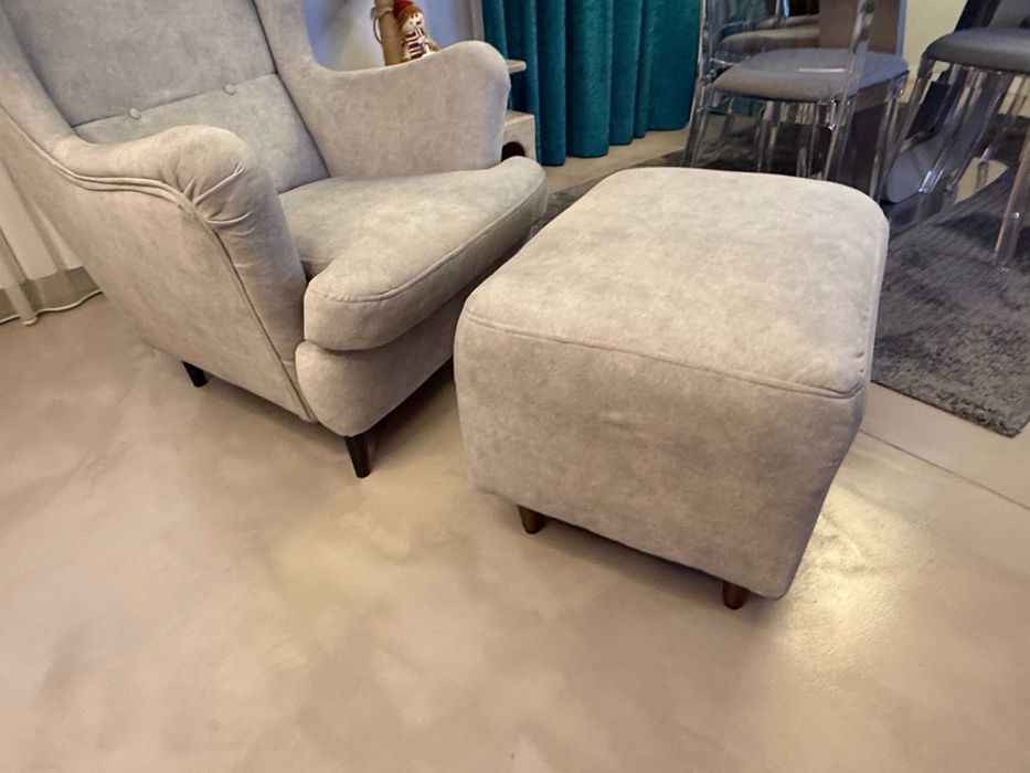 Ътлов диван, фотьойл и табуретка на страхотна цена!