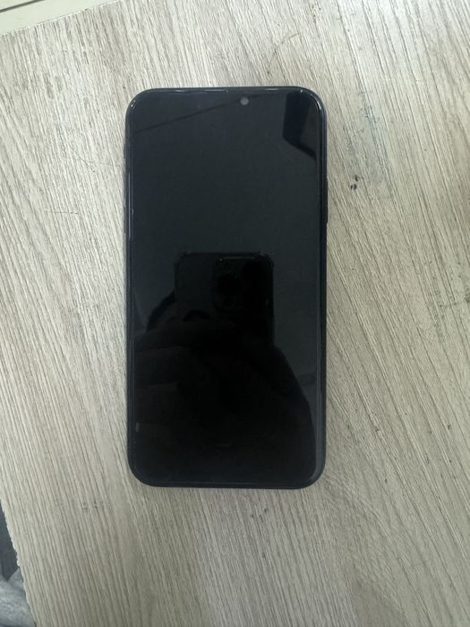 Обменяю айфон ХР