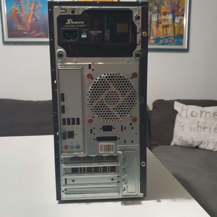 Настолен Компютър Acer Aspire TC-780 с периферия