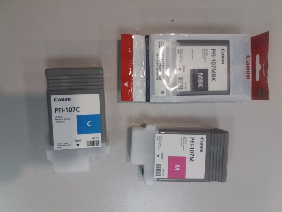 Продам картриджи PFI 107