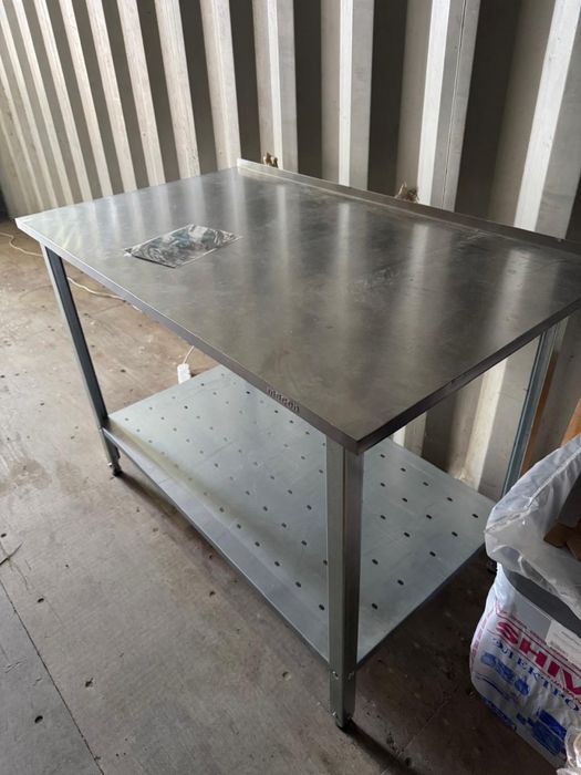 Разделочный стол