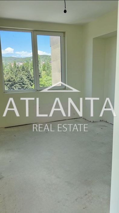 Продава се Тристаен апартамент в к.к. Св.Св. Константин и Елена - 140 кв.м за 1272 €/кв.м - Снимка #4