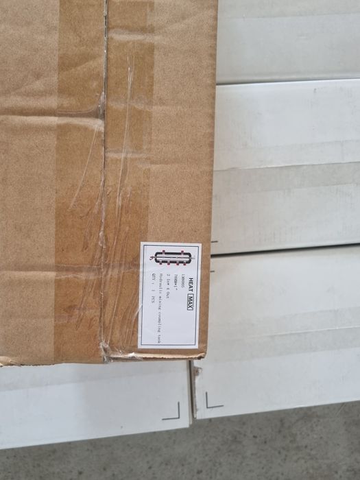 Vând butelie de egalizare  din inox