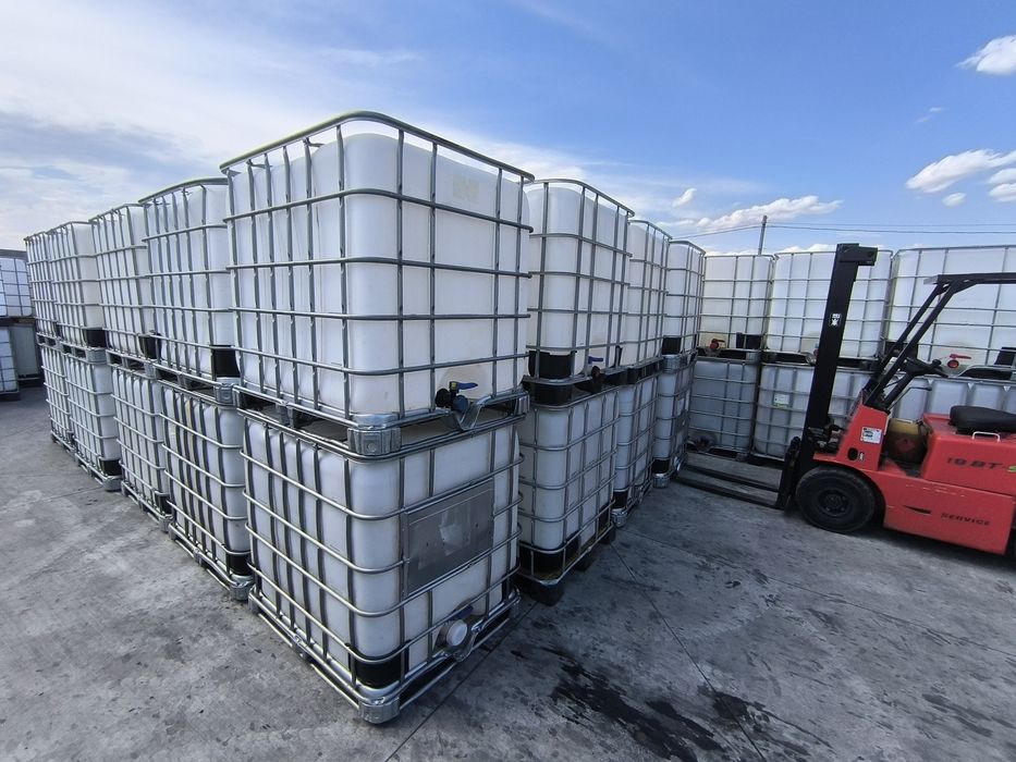 Контейнери,Бидони,Цистерни 1000 литра ,един тон!