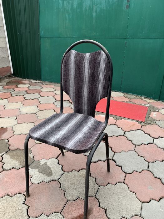Продам стулья б/у
