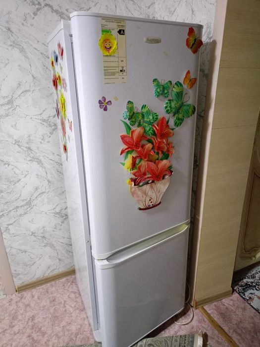 Продам холодильник
