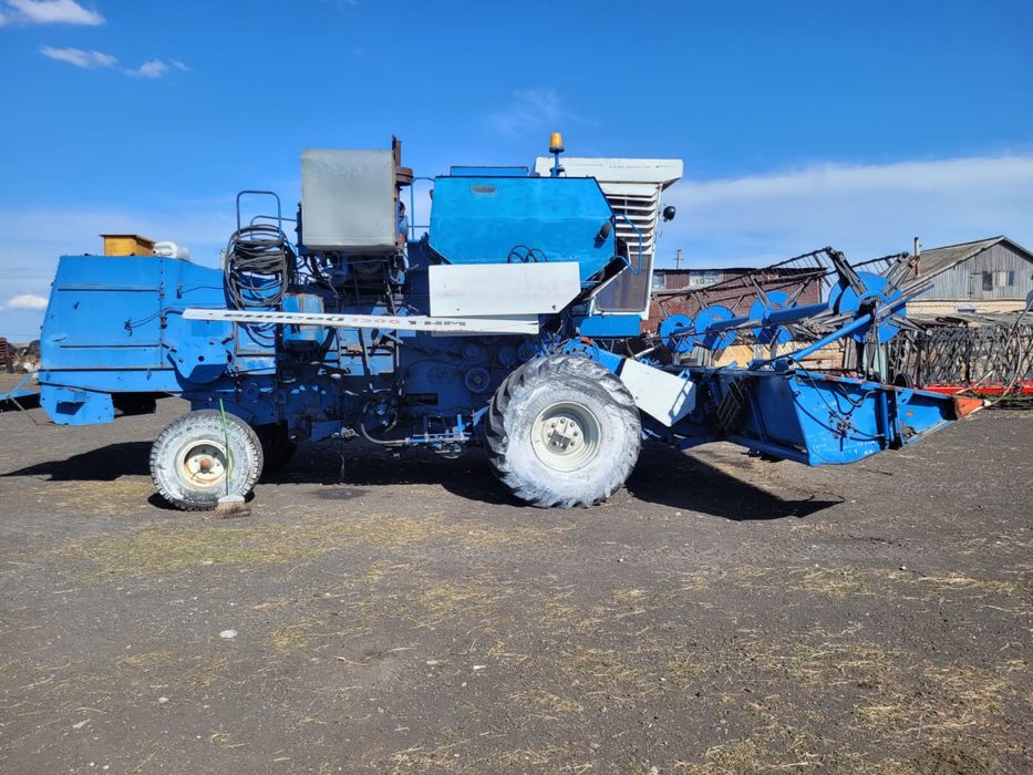 Продам комбаин 4,5 млн тенге