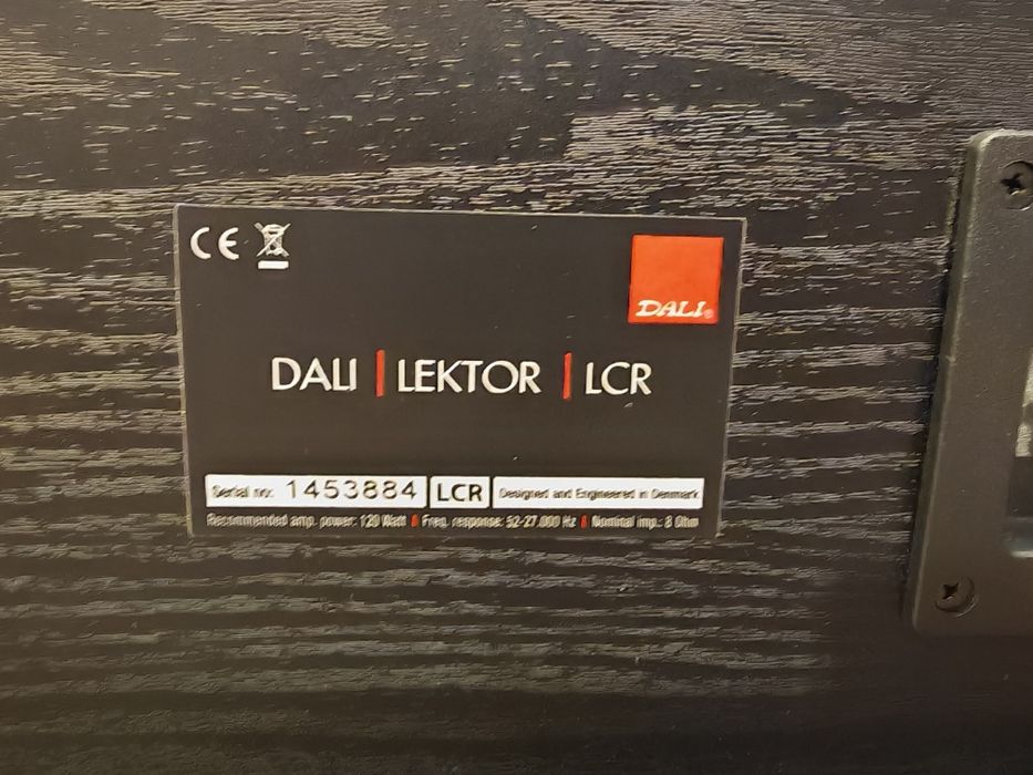 Boxa centru Dali Letkor LCR impecabila 120w RMS  60cm