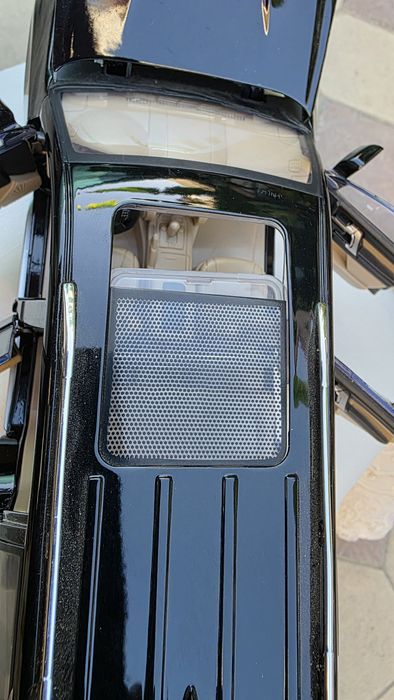 модель LEXUS LX 570 масштаб 1:18