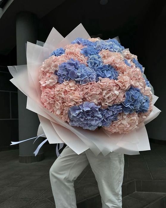 Розы пионы цветы букеты