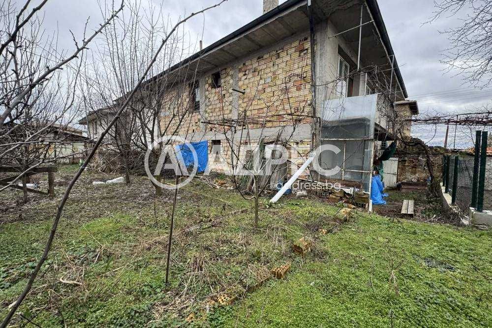 Продава КЪЩА, гр. Попово