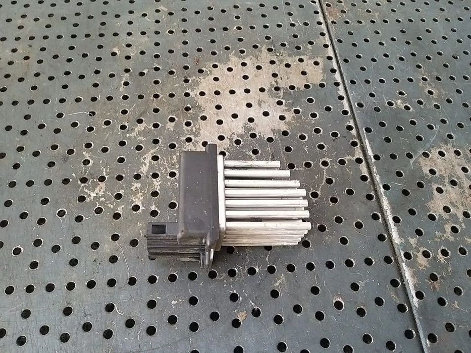 Rezistenta trepte aeroterma 1.9 tdi audi a6 c5 4b 5ds00646702 4b0820521