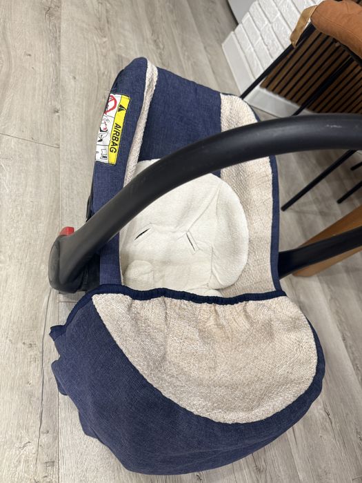 Продам автолюльку