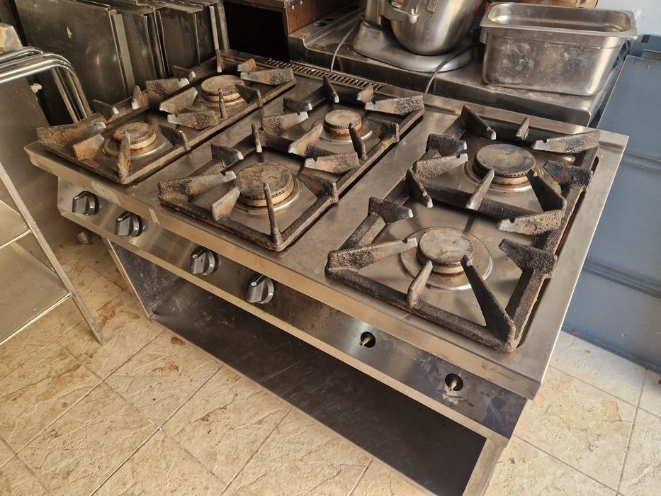 Aragaz 4-6 ochiuri, pe gaz sau curent, de banc sau cu banc