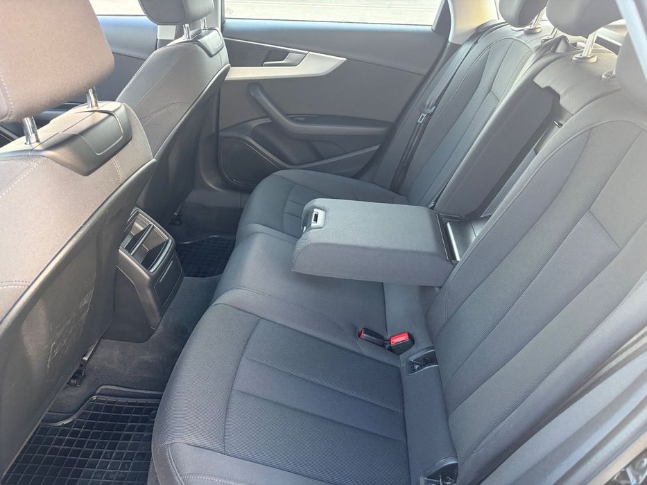 Audi A4 Avant Mașina e import Germania unicul proprietar în România