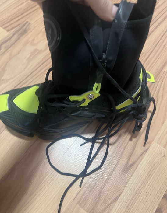 Ghete adidas soseata noi Banu marimea 40