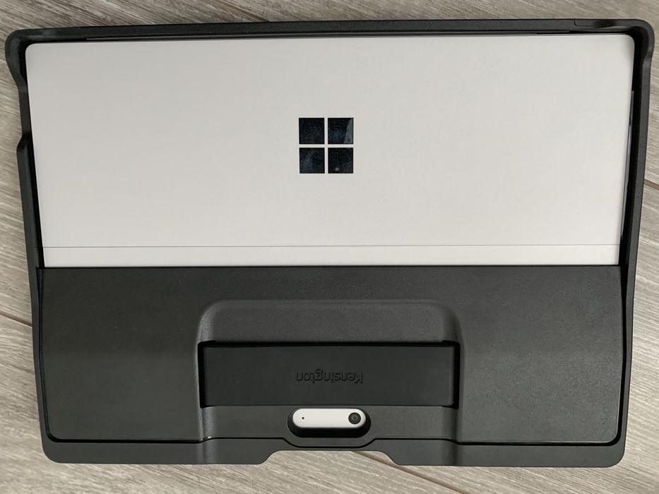 Microsoft surface pro 7