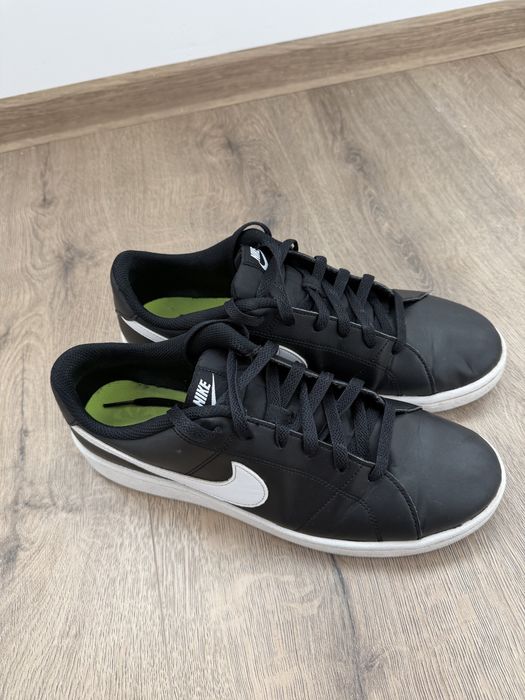 Adidasi Nike marimea 43
