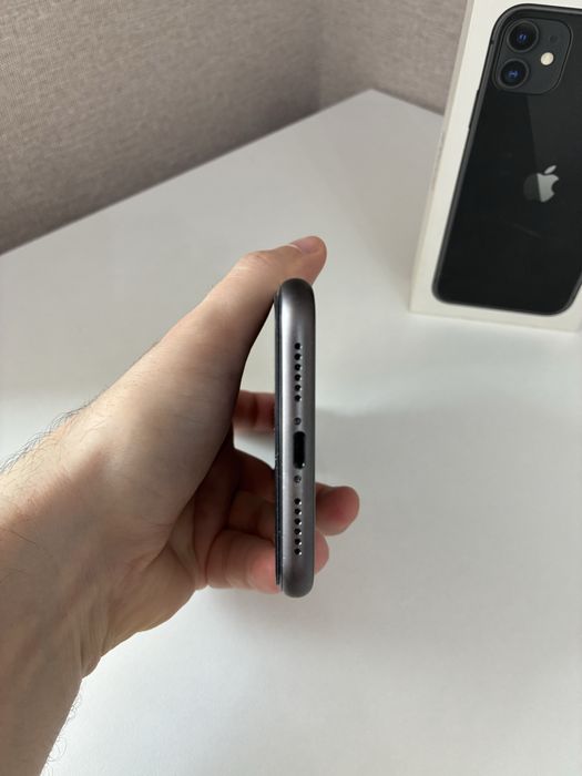 iPhone 11 black, 64gb