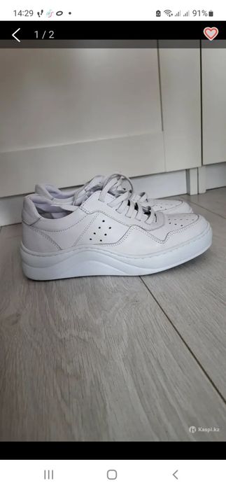 Женские Кроссовки