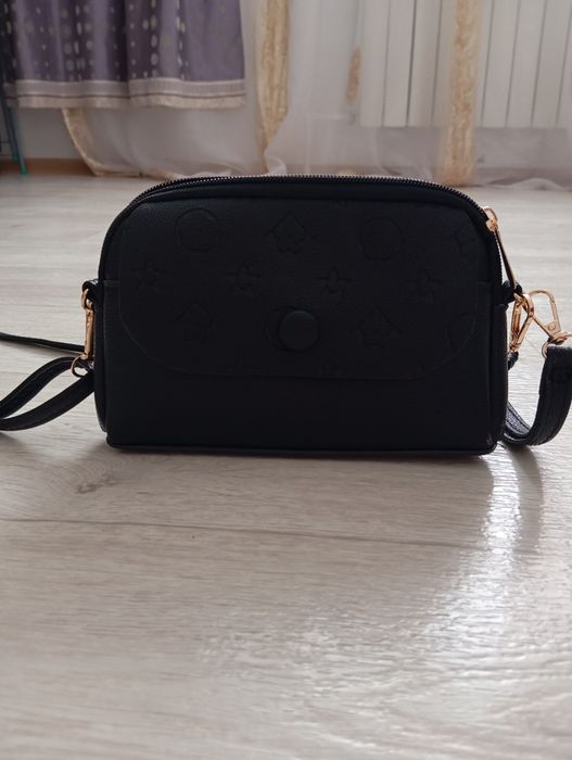 Продам сумочку .