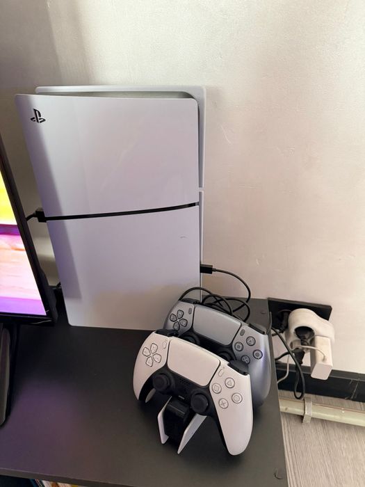 Подам пс 5 в отличном состоянии