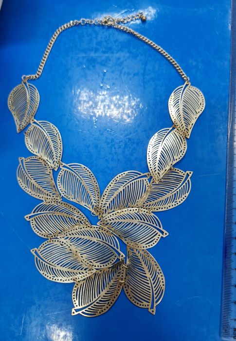 Coliere dama. 2 bucati