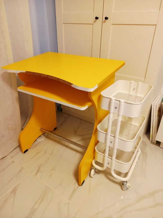 Birou copii+ căruț  depozitare ikea