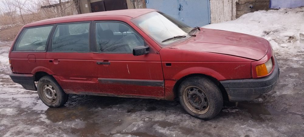 Продам пассат б3, 1,8 карбюратор