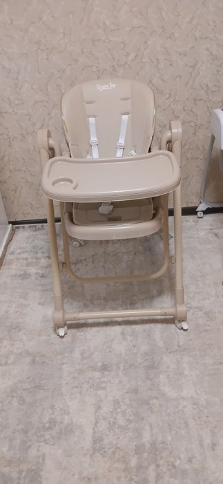 Стульчик для кормления-качели электонные