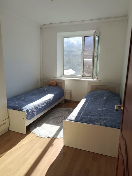 Продам 4-х комнатную квартиру