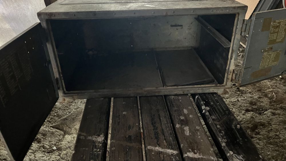 Сейф. (Сандык) ящик.