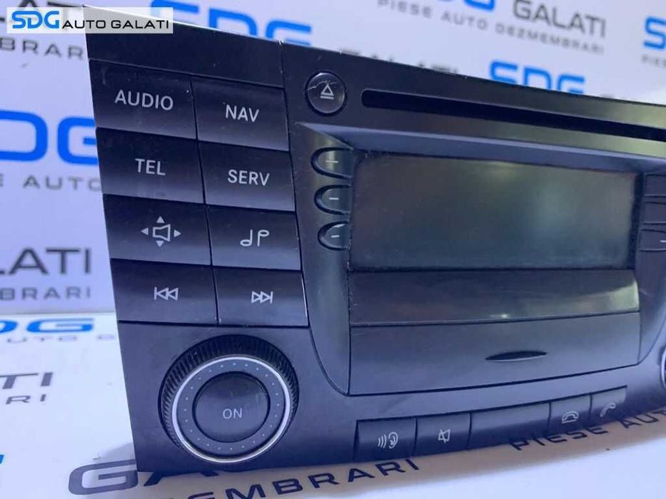 Radio CD DVD Player cu Navigatie Harman Becker Mercedes Benz W211 E Class 2002 - 2009 Cod A2118202097 A2118202097001 [L5577]