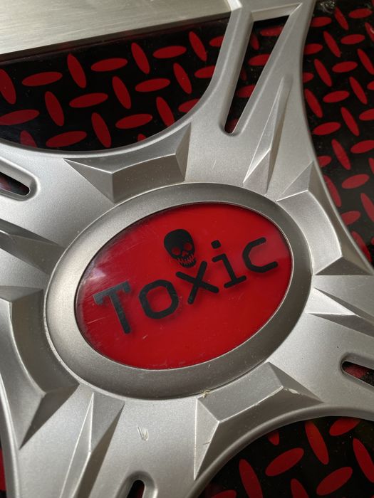 TOXIC (Черепа) - 1 x 675W RMS!! Огромен много Мощен и Качествен 2 канален авто бас усилвател стъпало за кола
