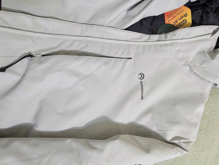 OutvenrureДамско яке