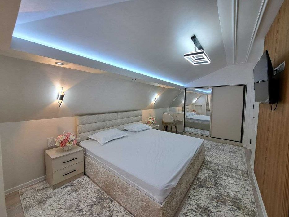 4х комнатная ЛЮКС квартира (мансарда) 118кв/м, Вокзал