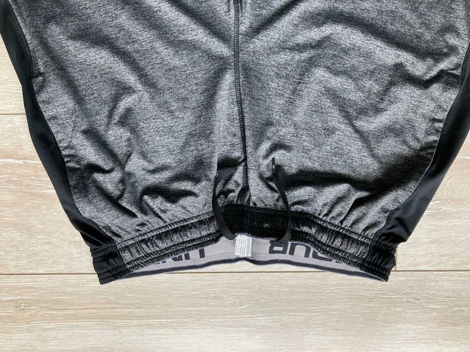Under Armour Heatgear Loose къси панталони къс панталон шорти M