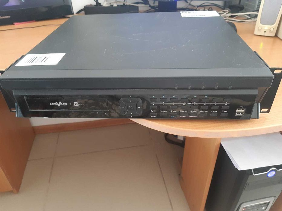Видеорегистратор Novus NDR-HB4416
