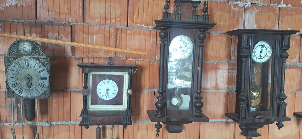 Ceasuri de perete  pendule fuxionabile cehi pendule merită văzute 200 lei buc
