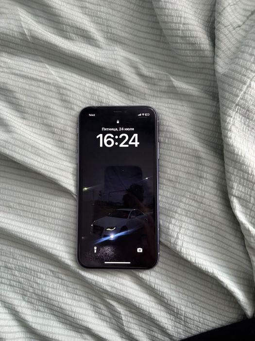 iPhone 11 64 gb.