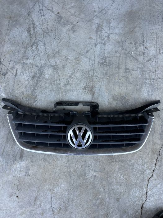 Решетка Vw Tauran